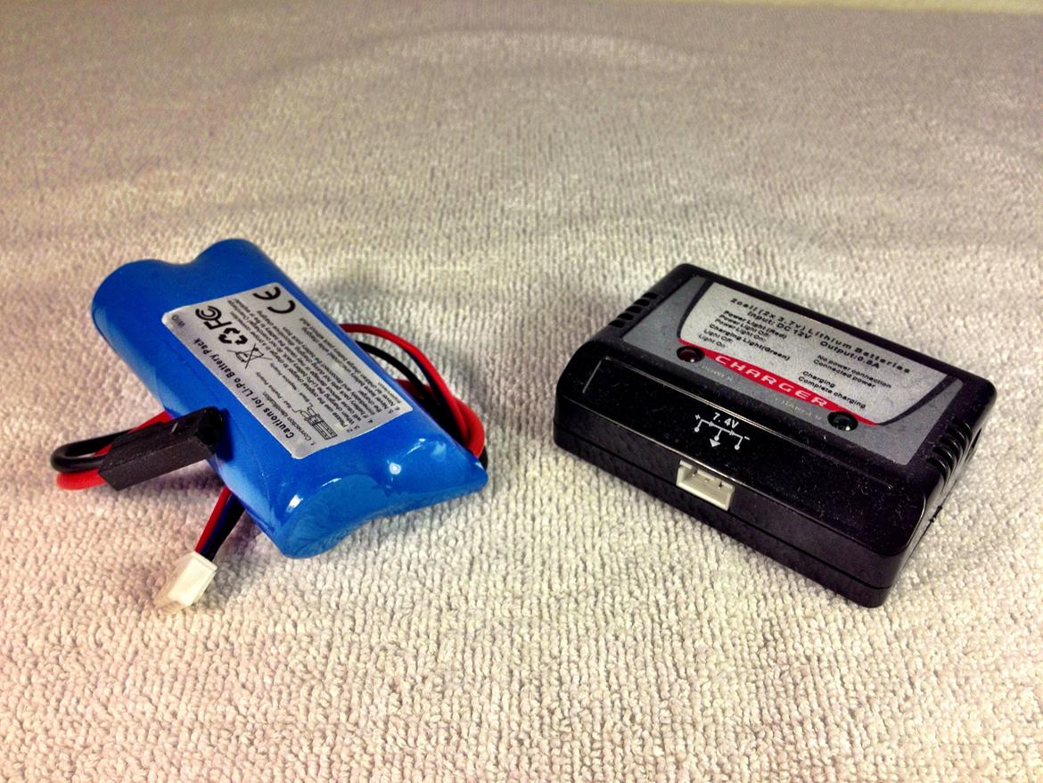 Helikopter F39 Buzzard [Solgt] - 1500mAh LiPo batteripakke og lader. billede 16