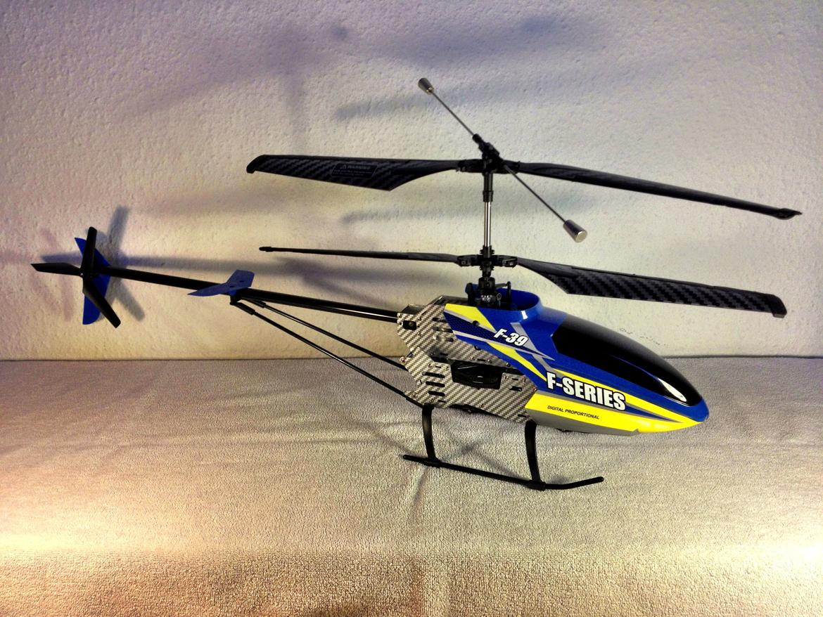 Helikopter F39 Buzzard [Solgt] billede 1