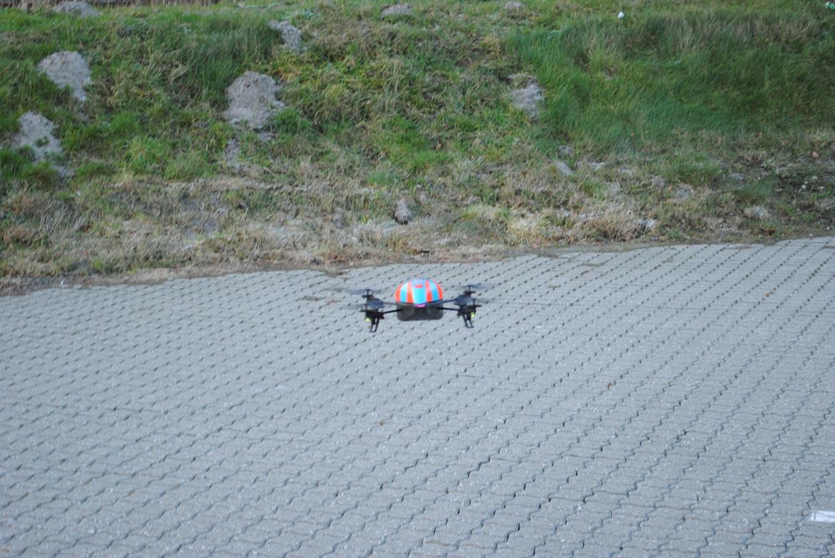 Multirotor AR Drone 1.0 billede 1