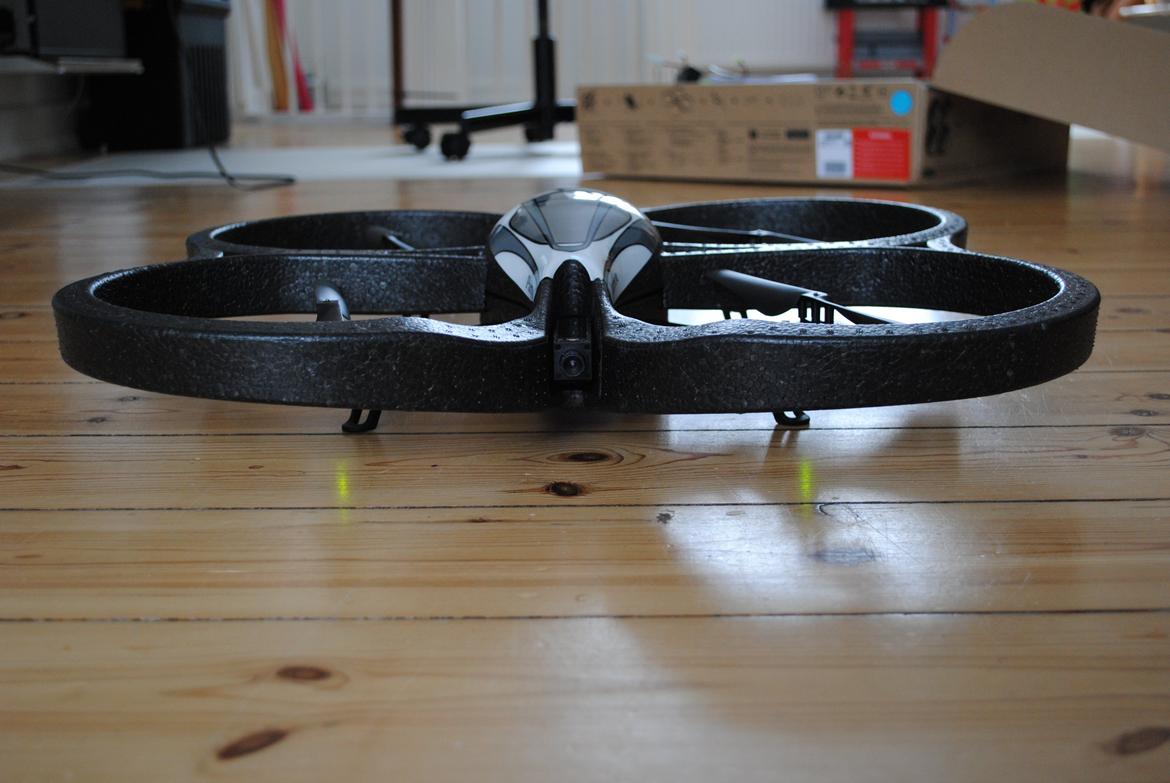 Multirotor AR Drone 1.0 billede 10