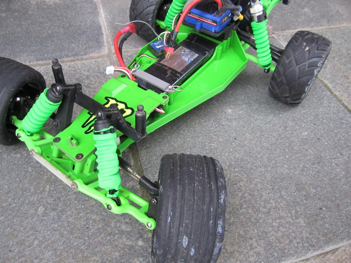 Buggy Traxxas Rustler VXL*Monster Energy Edition* billede 2