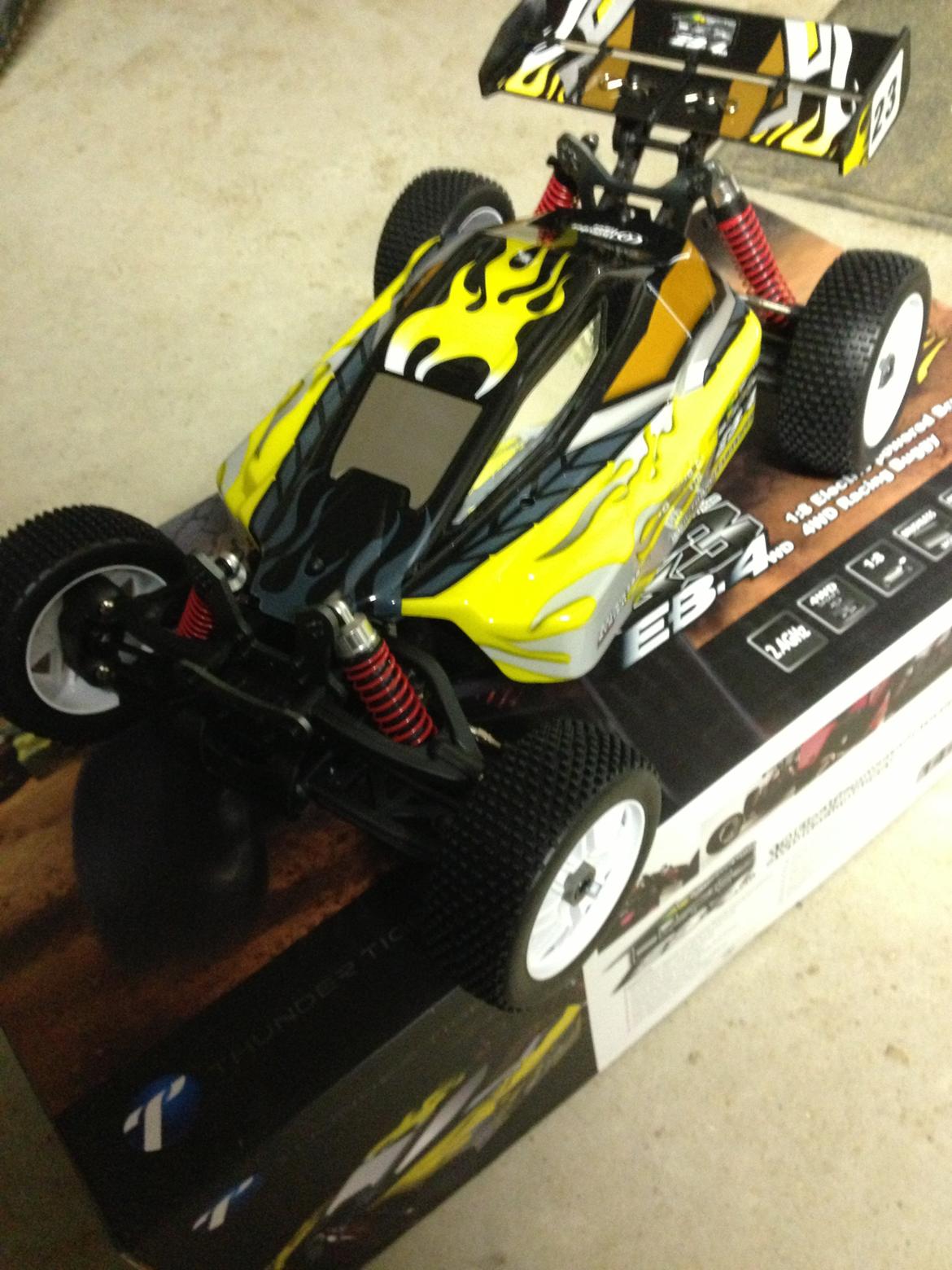 Buggy Thunder Tiger EB-4 G3 Brushless SOLGT billede 2