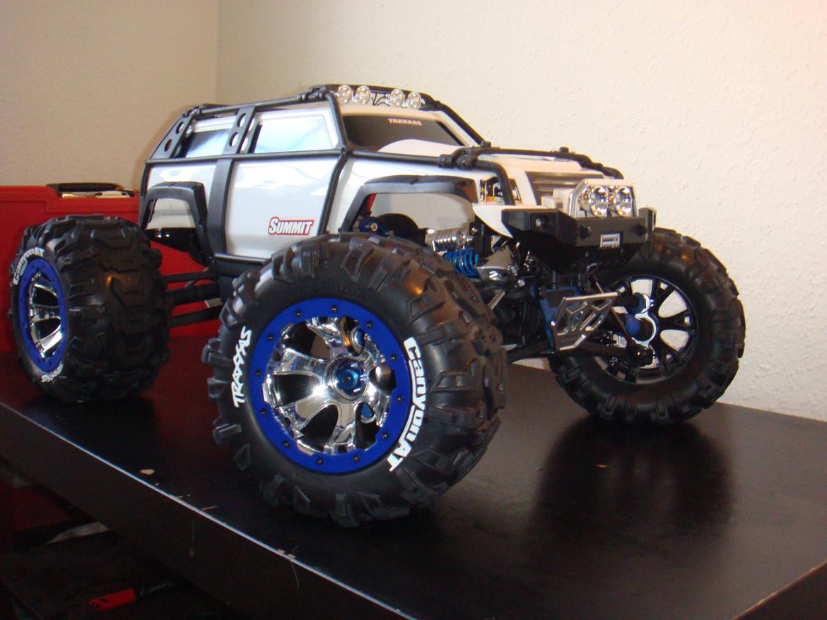 Off-Roader Traxxas Summit 1:8 billede 1