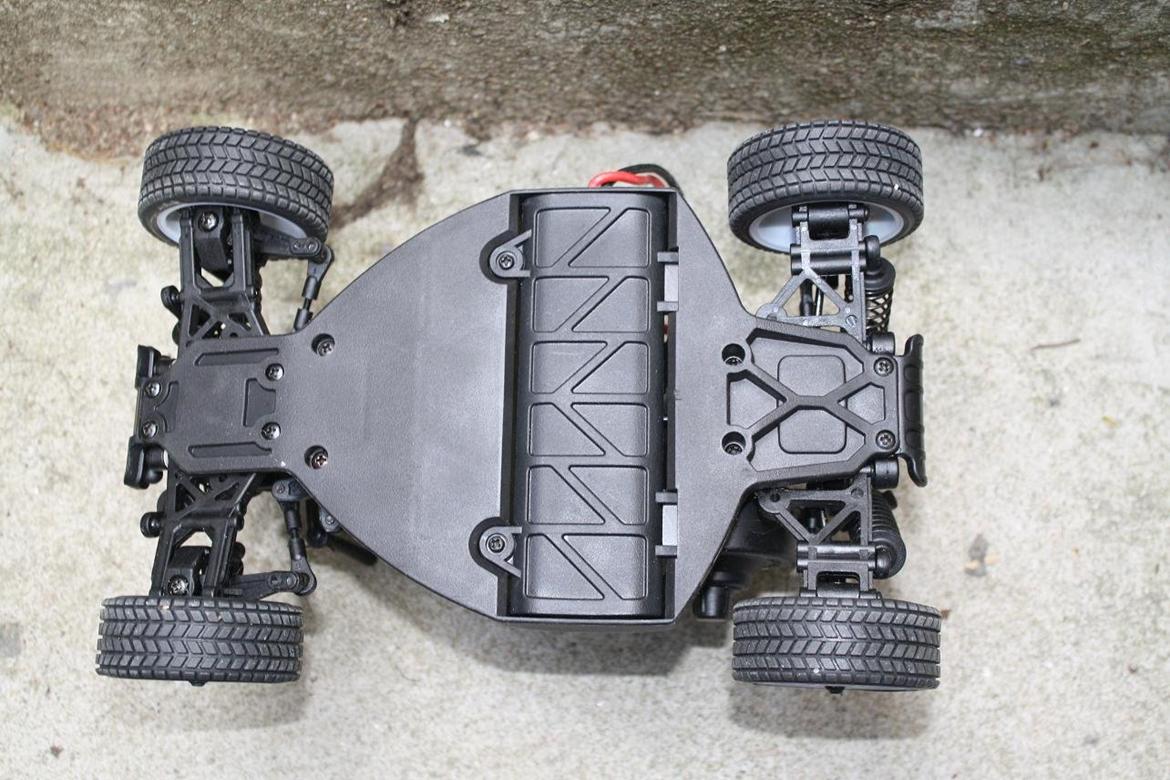 Bil Cen ME16-TC - Irriterende hvis man skal lave batteriskift. Så det gør jeg ikke :-) billede 10