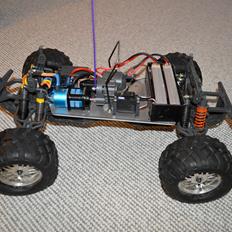 Off-Roader TNX Brushless