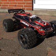 Bil Traxxas E-revo 1/10 brushless