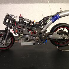 Motorcykel Thunder Tiger Ducati 999R Nitro