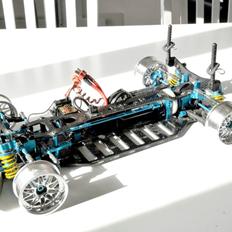 Bil Tamiya TB Evolution 4