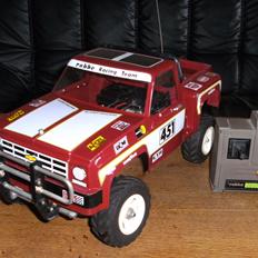 Off-Roader kyosho chevy 4x4 stepside graupner robbe datsun