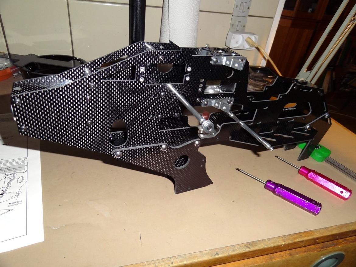 Helikopter Gaui X7 - Den rå frame. billede 3