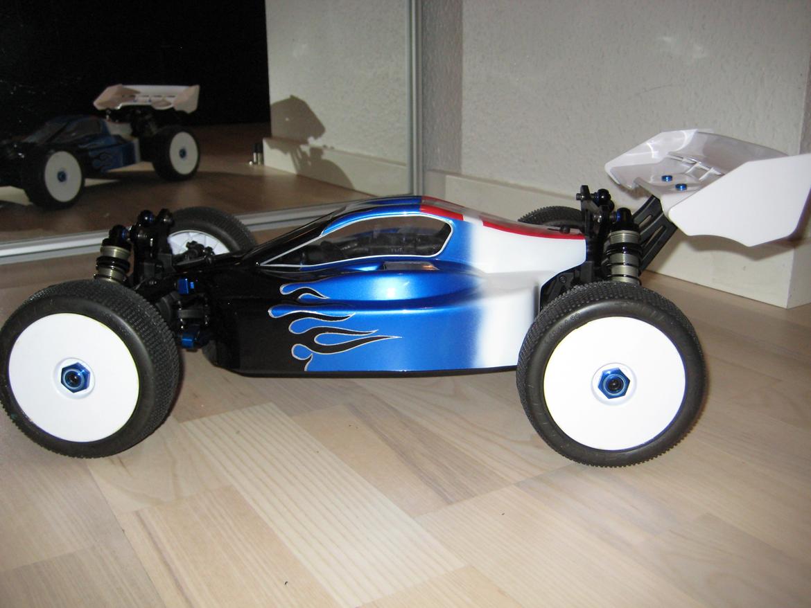 Buggy Team Associated RC8Be FT billede 6