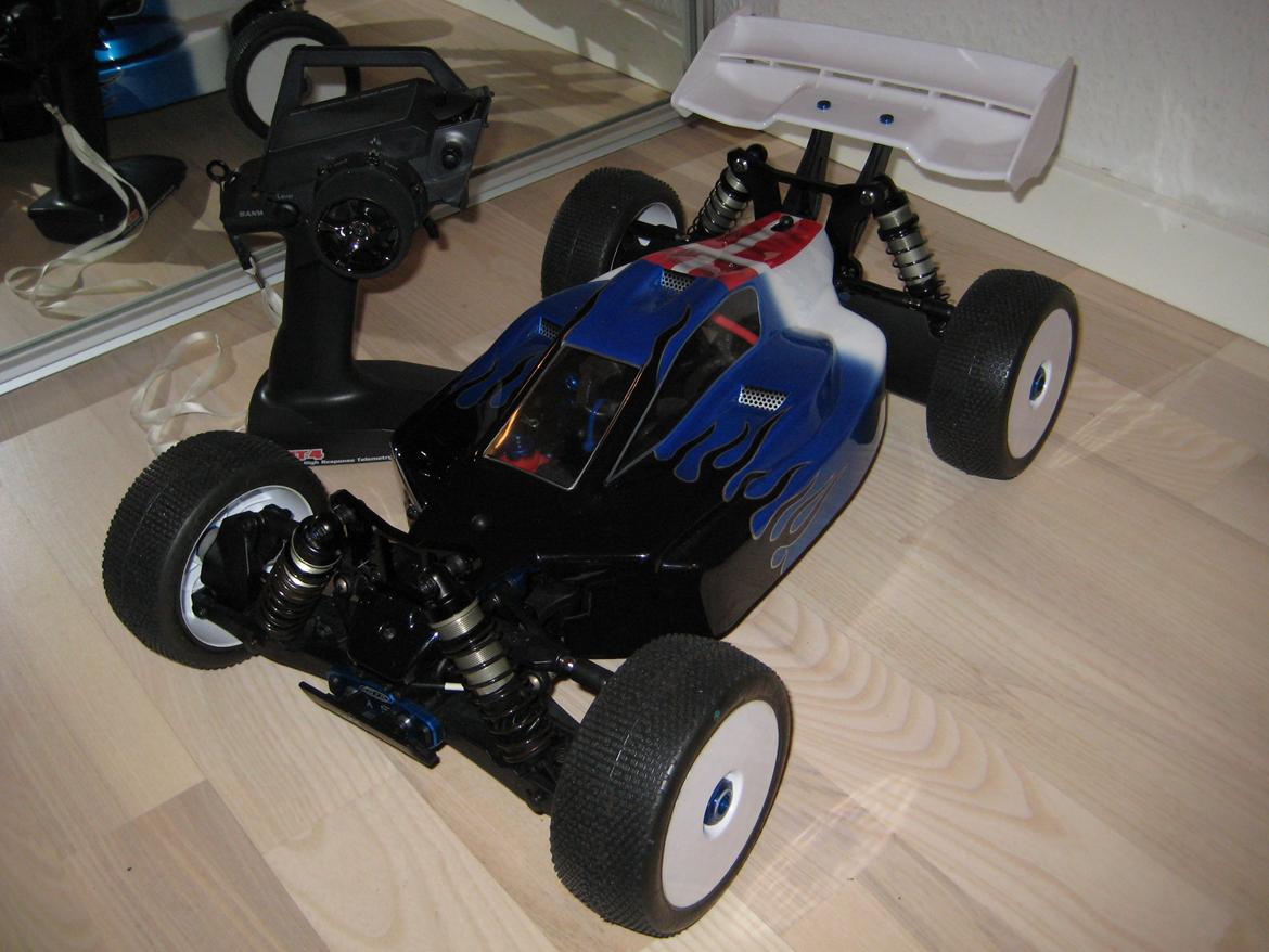Buggy Team Associated RC8Be FT billede 11