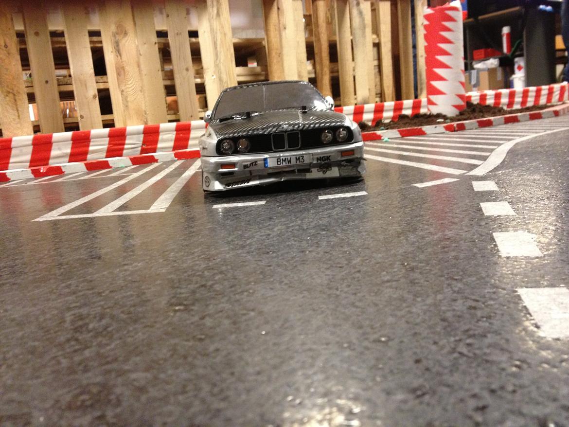 Bil Tamiya TT-01E Solgt billede 15