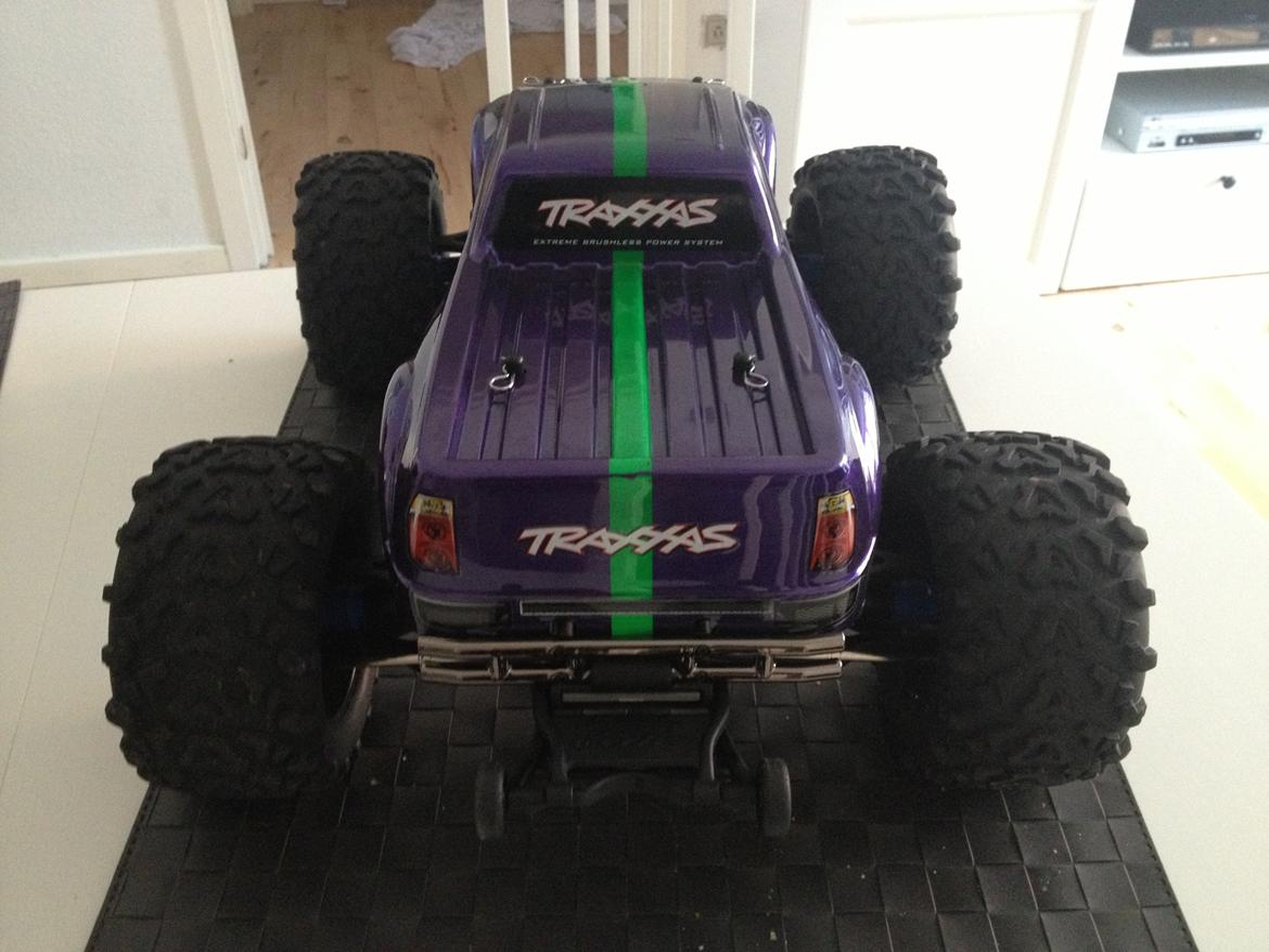 Off-Roader traxxas e-maxx brushless edition billede 8
