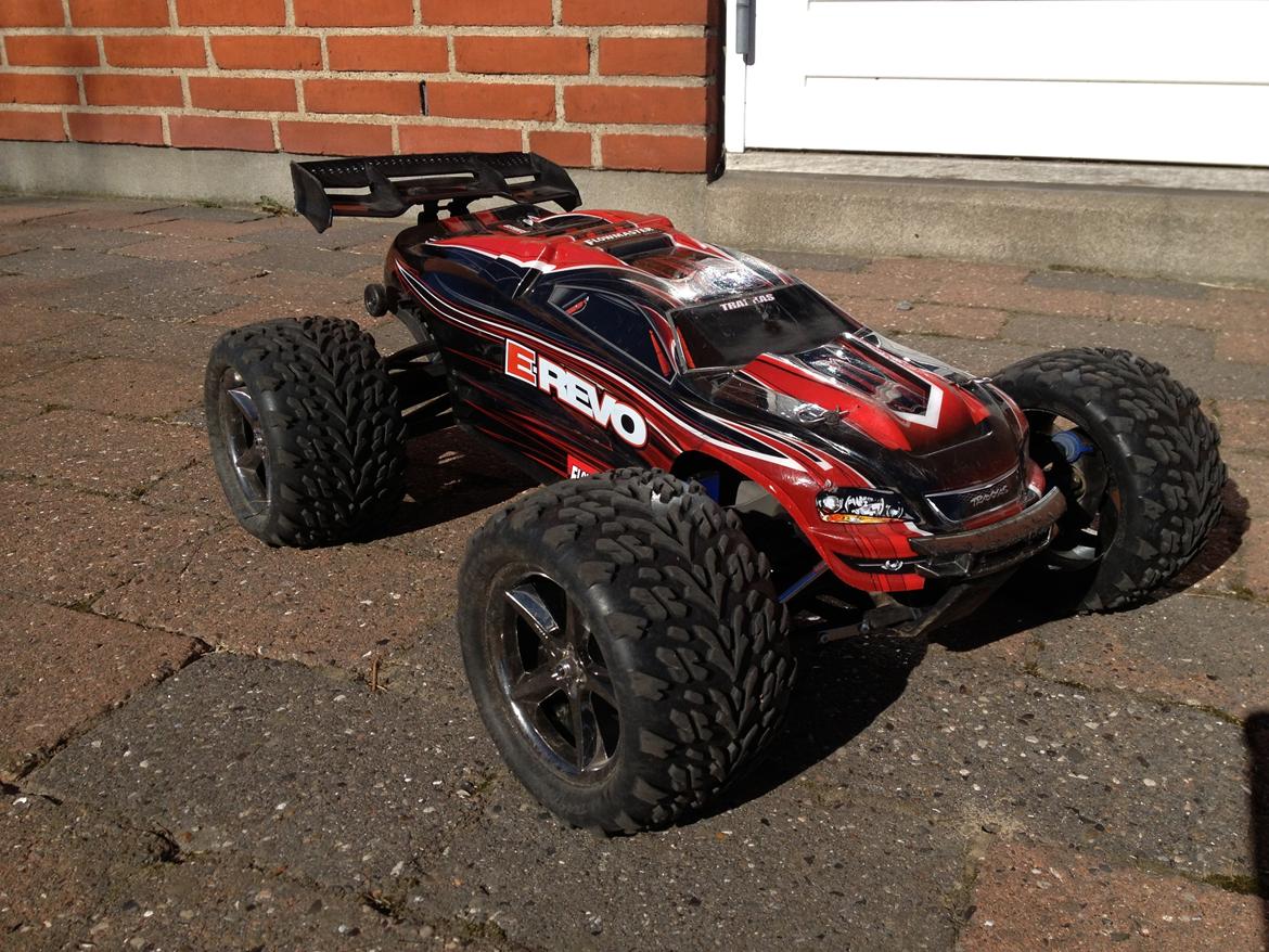 Bil Traxxas E-revo 1/10 brushless billede 1