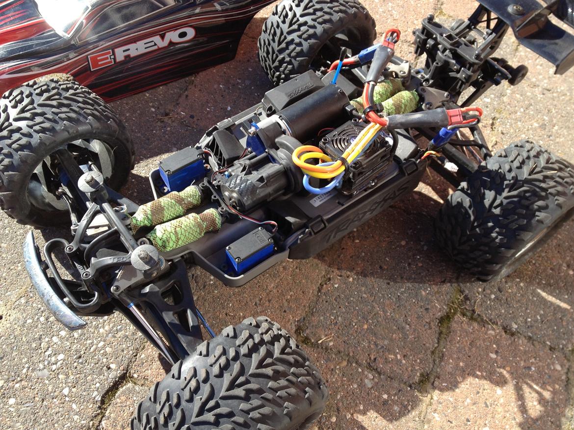 Bil Traxxas E-revo 1/10 brushless billede 9