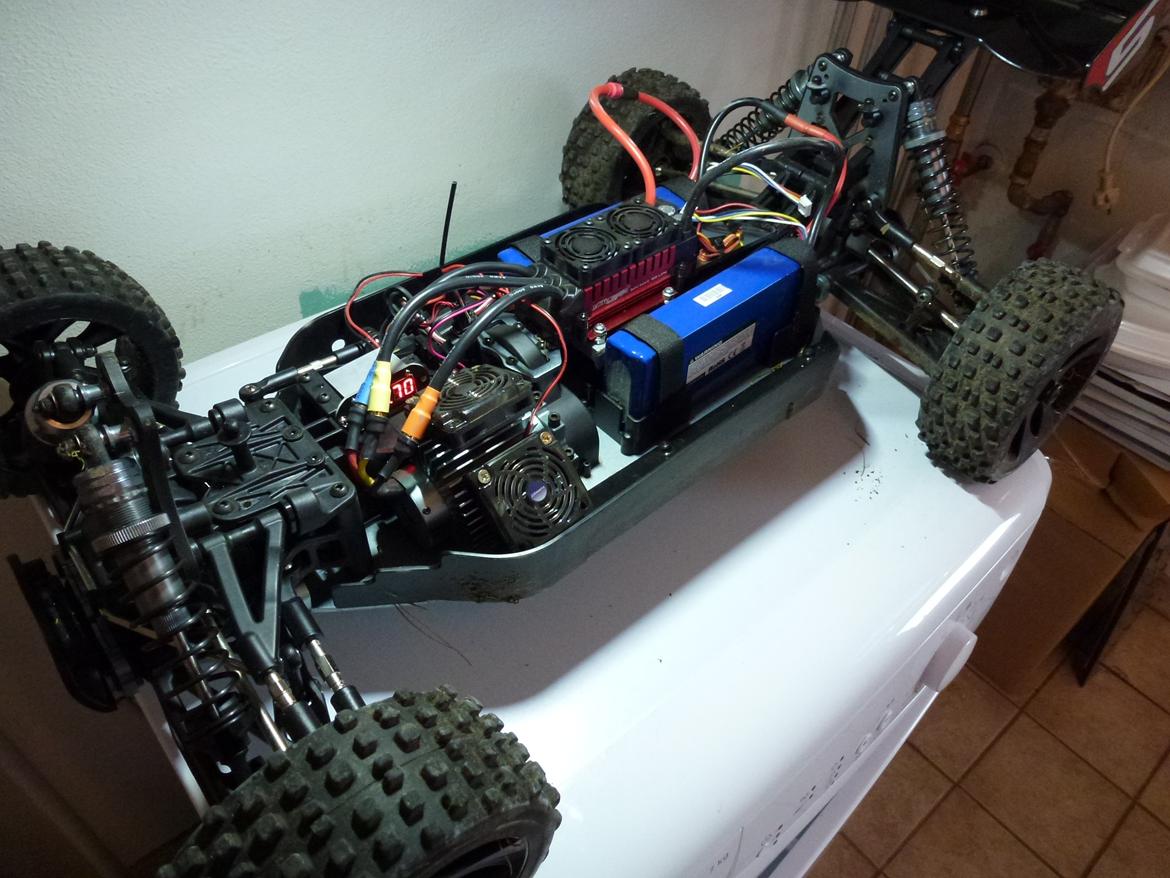 Buggy Maverick Vader XB 1/5 Brushless 8S billede 14