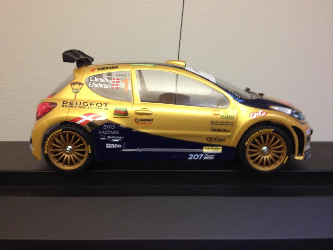 Bil Tamiya TT-01E Peugeot S207 - Færdig billede 8