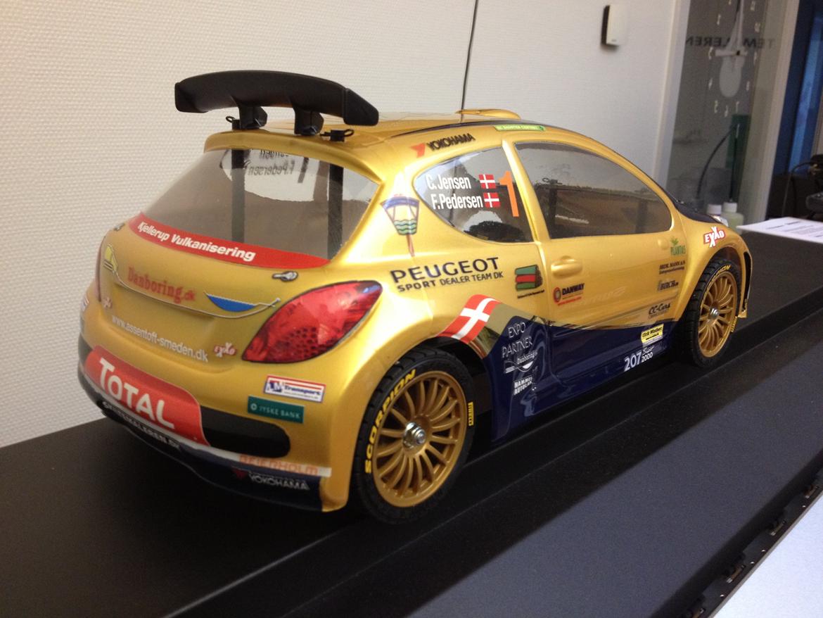 Bil Tamiya TT-01E Peugeot S207 - Færdig billede 9