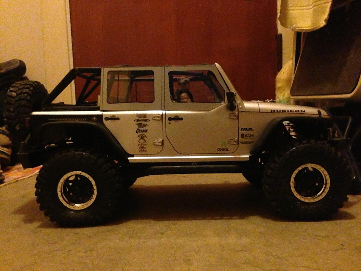 Off-Roader Axial SCX10 Jeep Wrangler Unlimited Rubicon billede 17