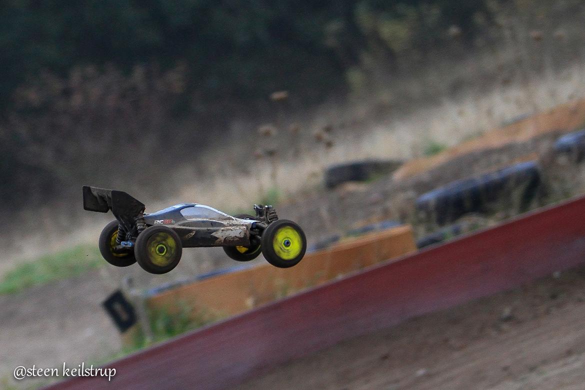 Off-Roader Team Associated RC8Be FT - Billeder fra banen hos RC-Royal 2012 billede 9