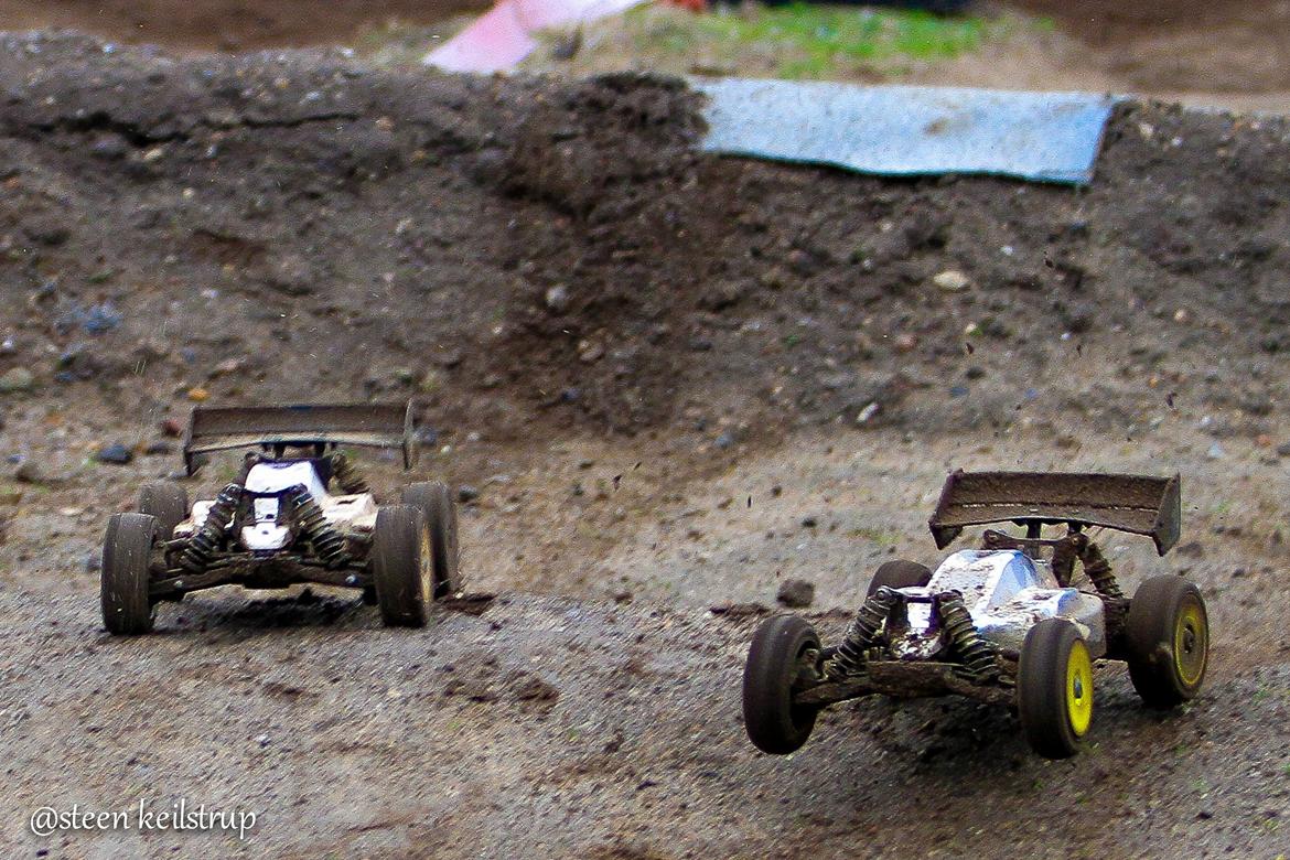 Off-Roader Team Associated RC8Be FT - Billeder fra banen hos RC-Royal 2012 billede 10