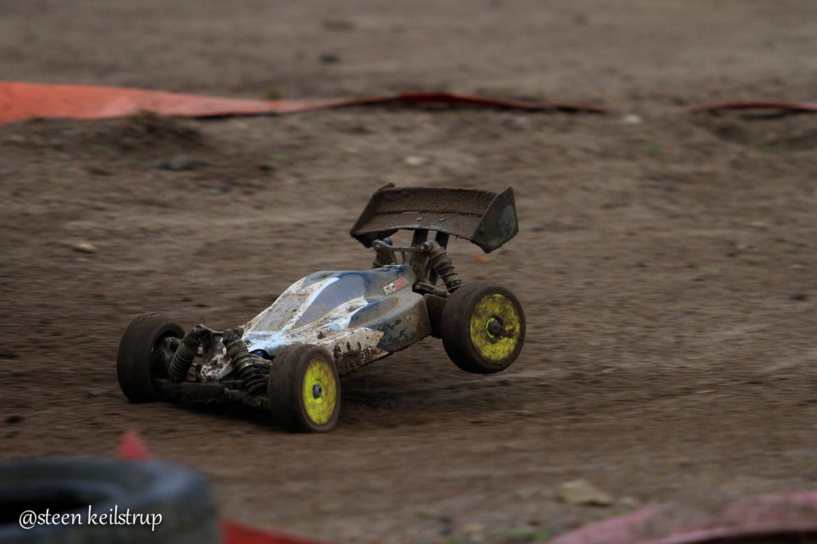 Off-Roader Team Associated RC8Be FT - Billeder fra banen hos RC-Royal 2012 billede 12