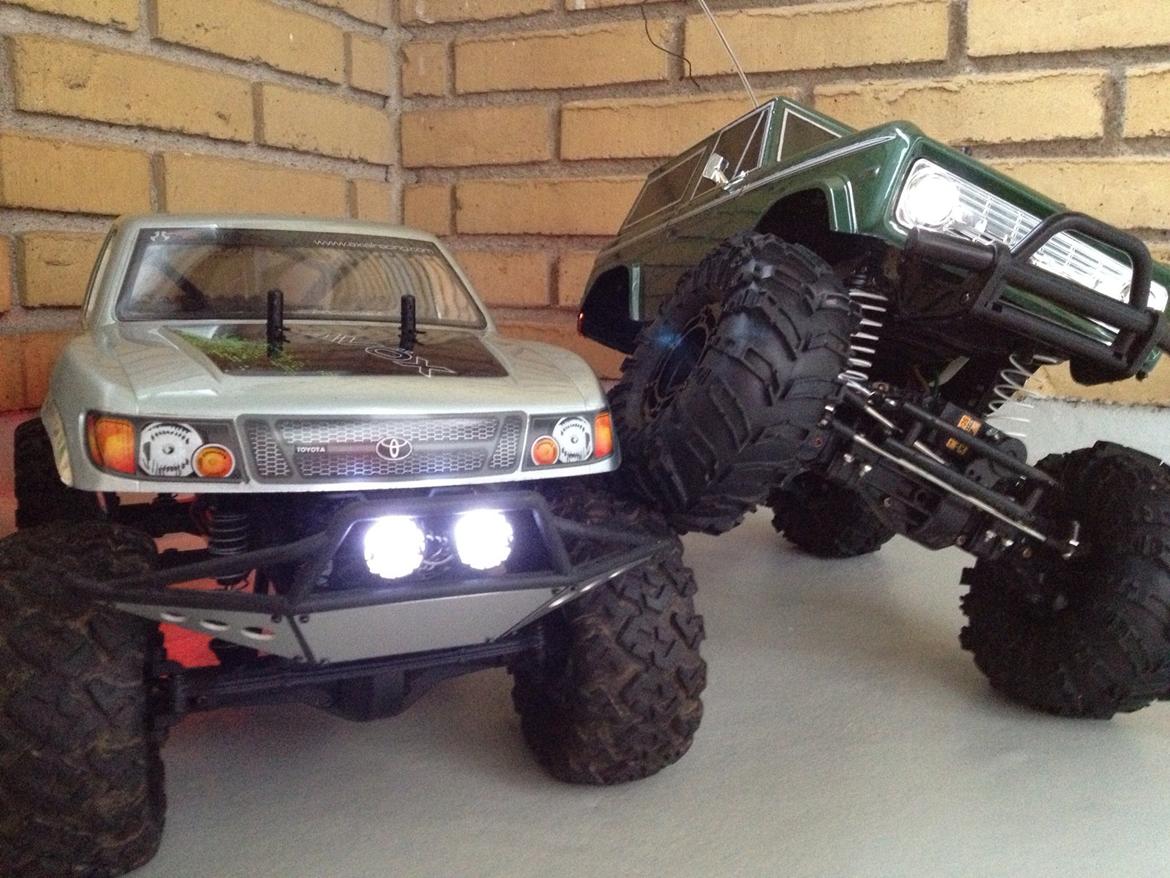 Off-Roader Tamiya CR-01 Ford Bronco WRC billede 4