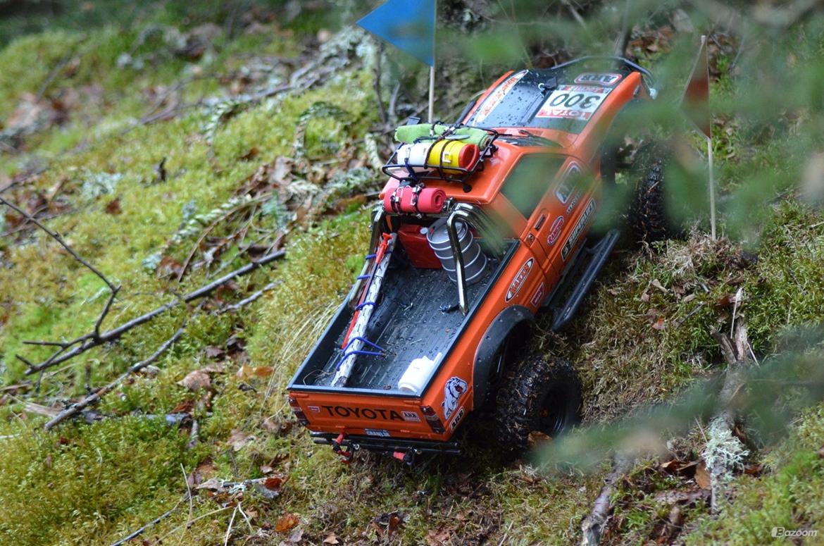 Off-Roader Axial SCX-10 Hilux "Truck Norris" billede 5