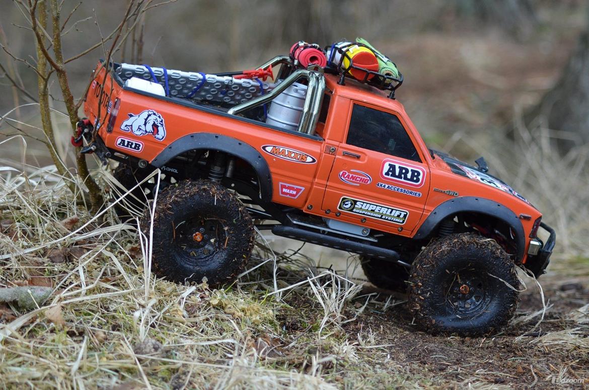 Off-Roader Axial SCX-10 Hilux "Truck Norris" billede 7