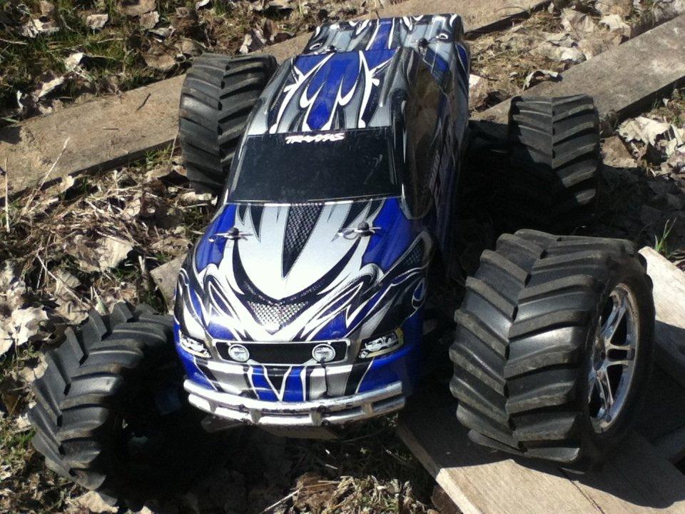 Bil Traxxas E-Maxx billede 14
