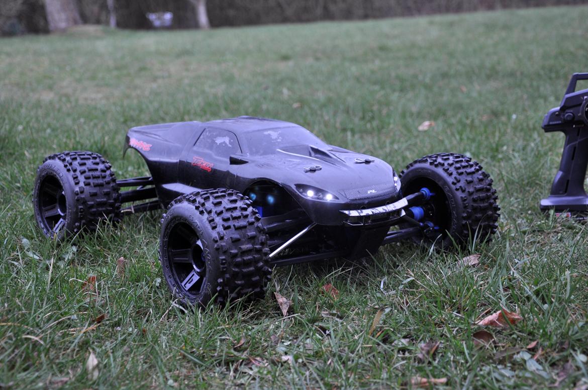 Off-Roader E-Revo Brushless 1:8 billede 2