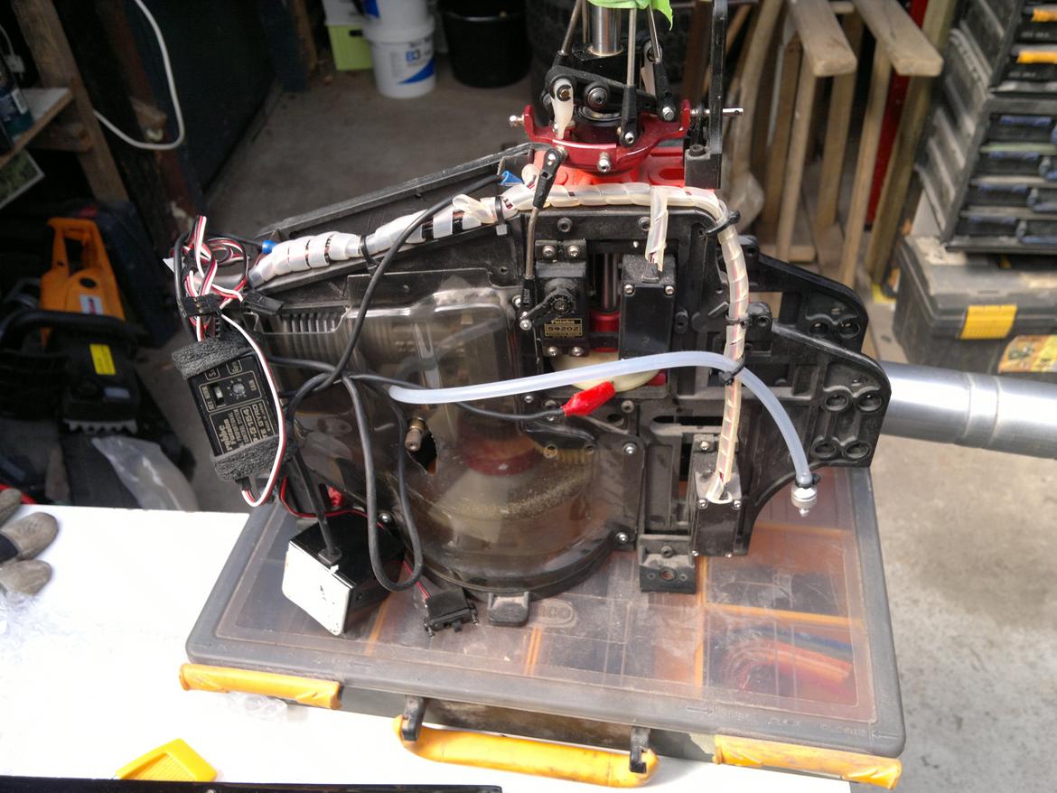 Helikopter Vario Flash SOLGT - billeder af mekanikken billede 10