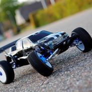 Bil Traxxas Rustler