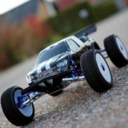 Bil Traxxas Rustler