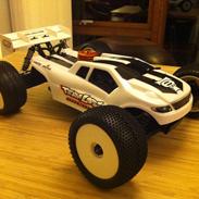 Bil Losi 8ight T 2.0