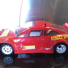 Bil TRINITY SREET SPEC parking lot racers.