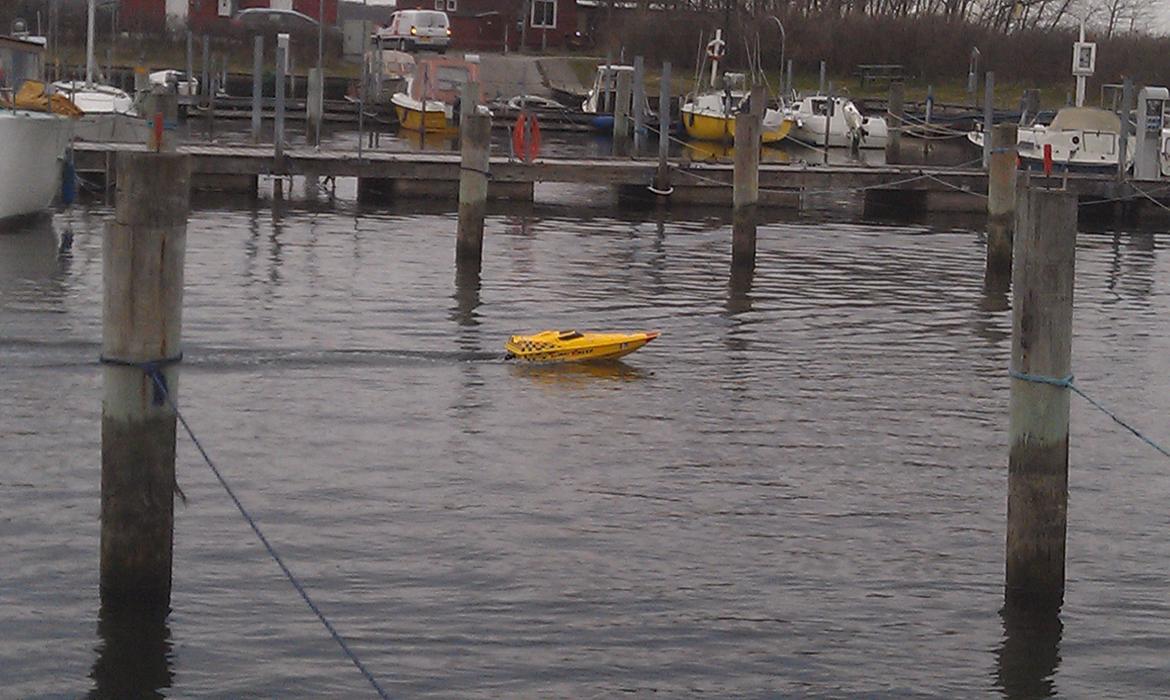 Båd Graupner Giant Racer - Den "rigtige" jomfrurejse billede 3
