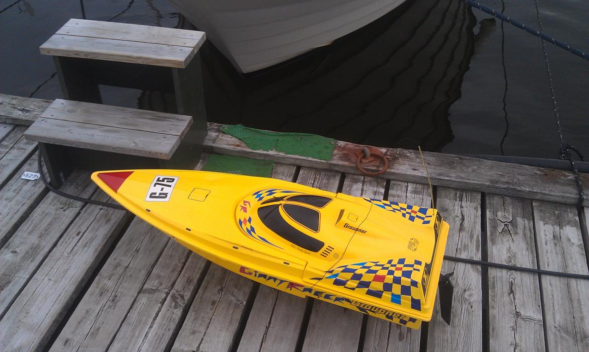Båd Graupner Giant Racer billede 4