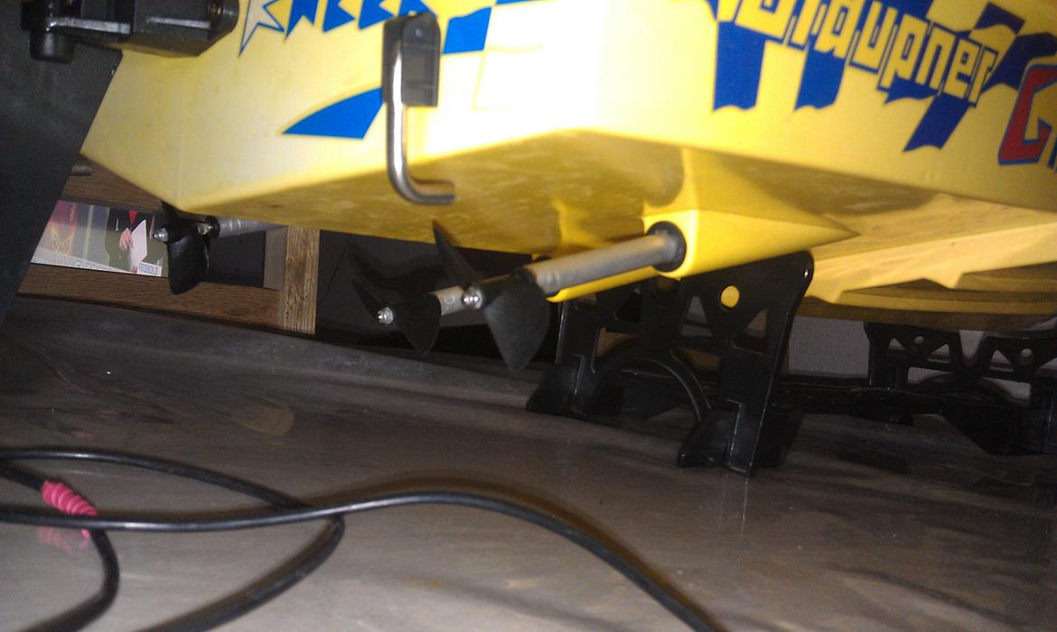 Båd Graupner Giant Racer billede 8