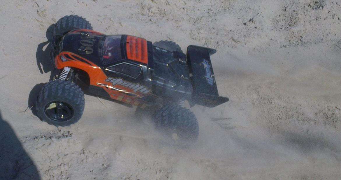 Bil Stealth X09 Truggy Brushless 2.4GHz (SOLGT) billede 1