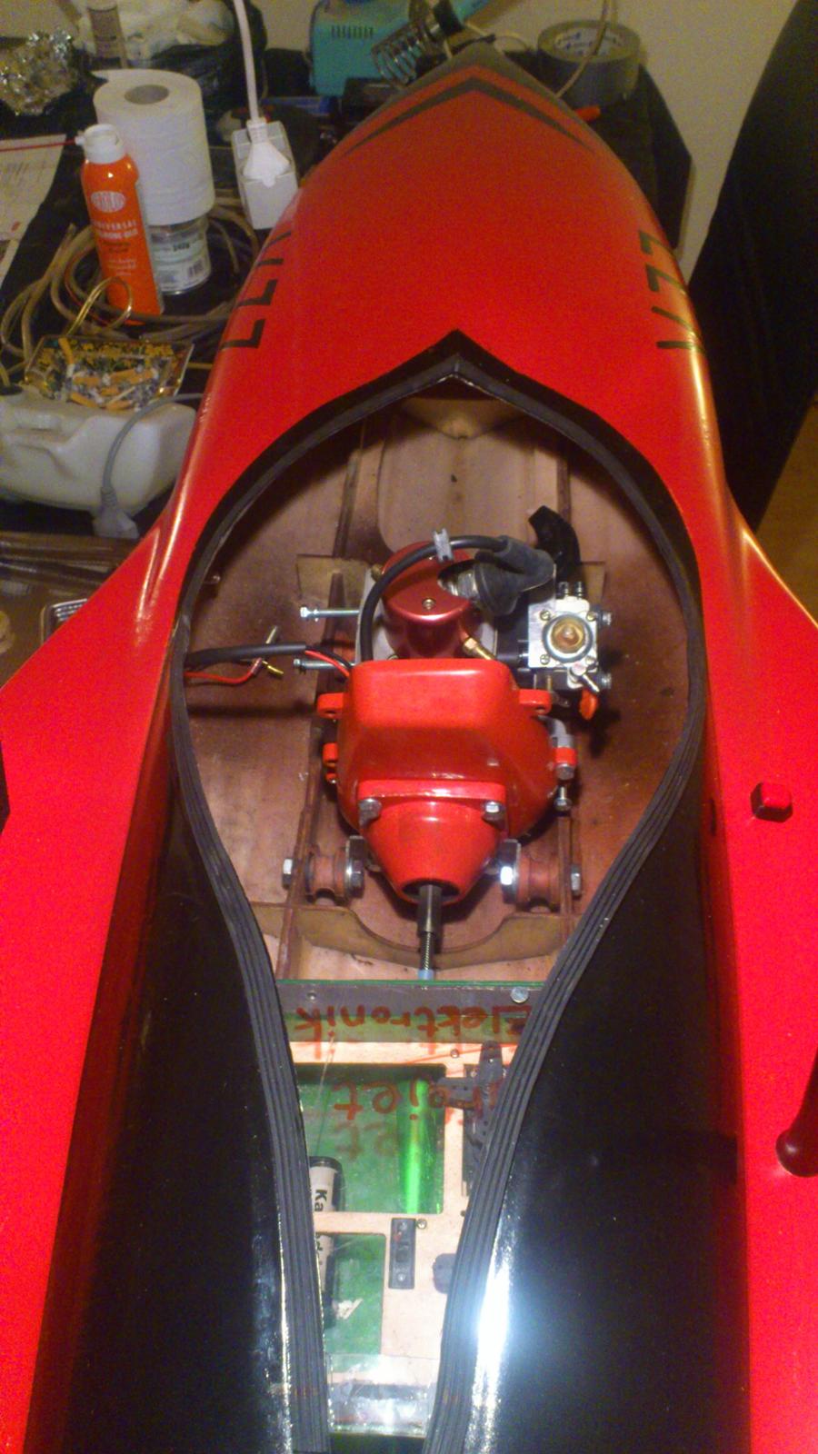 Båd Dragon V24/V77 GP1300 Offshore - Samling af båden ;) billede 10