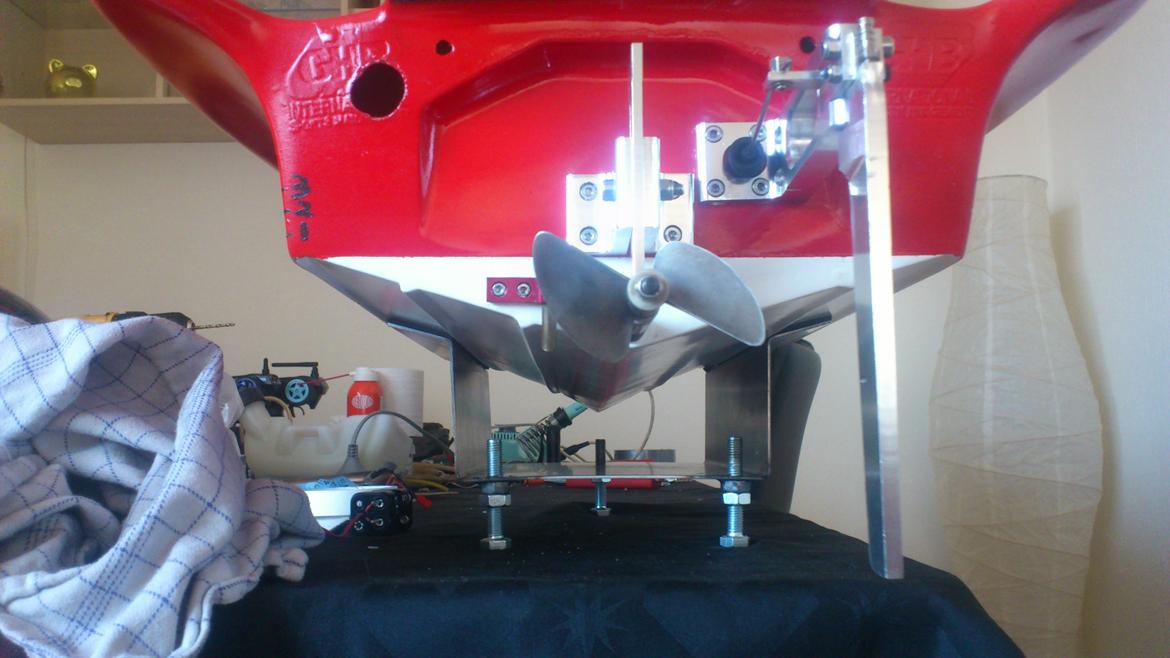 Båd Dragon V24/V77 GP1300 Offshore - Samling af båden ;) billede 11