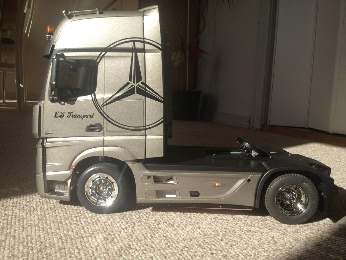 Lastbiler Mercedes Actros 1851 4x2 SOLGT billede 8