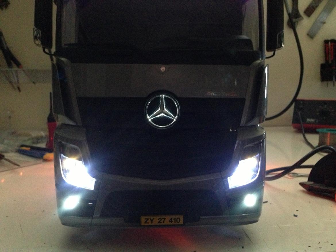 Lastbiler Mercedes Actros 1851 4x2 SOLGT billede 12