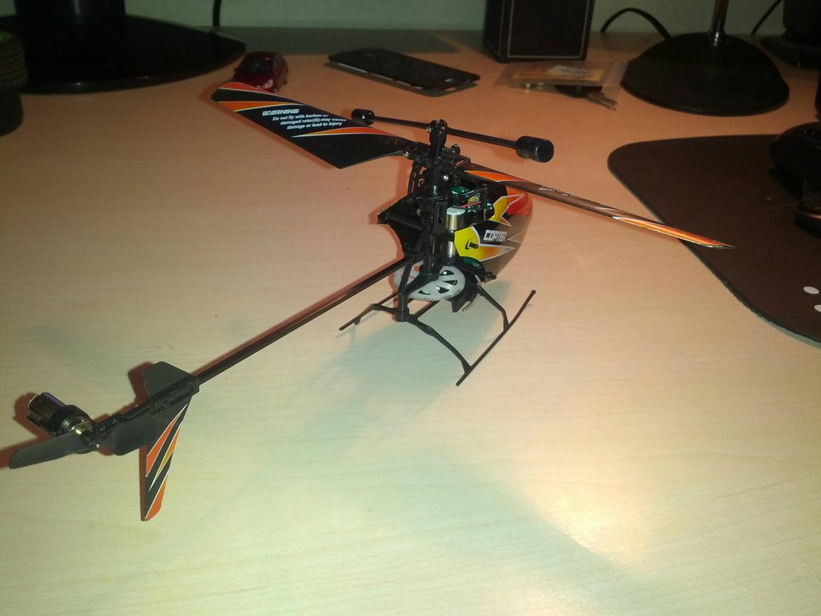 Helikopter V911 billede 4