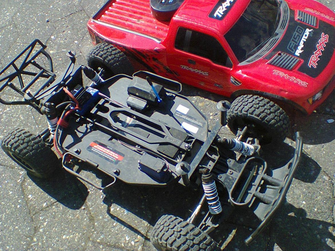 Bil Traxxas Slash 2wd (Ford F-150 SVT Raptor) billede 6