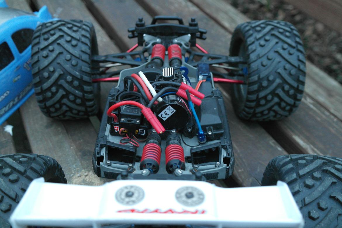 Bil E-Revo Brushless Edition billede 9