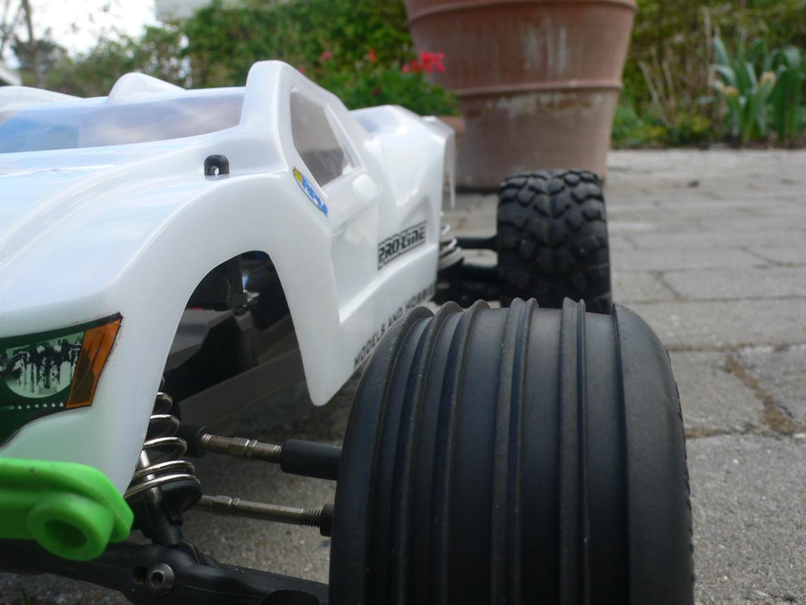 Truck Traxxas Rustler VXL Upgradet billede 1