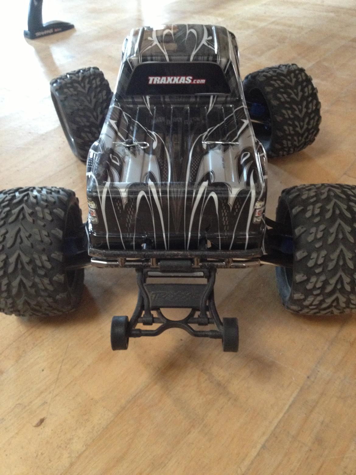Bil Traxxas E-Maxx billede 7